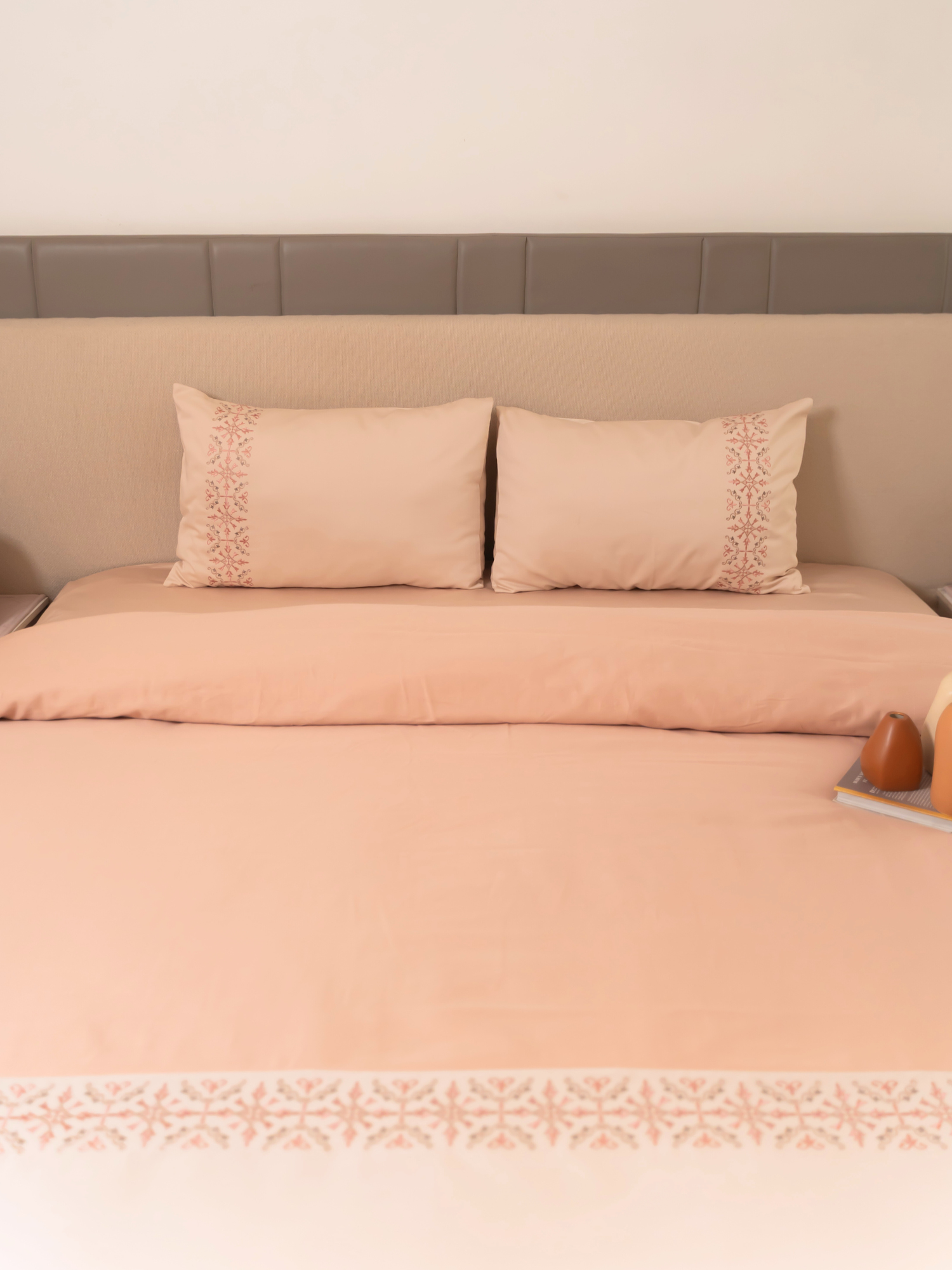 Luna Rose Cotton Embroidered Duvet Cover With Bedsheet And 2 Pillow Covers