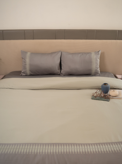 Stella Green Cotton Embroidered Duvet Cover With Bedsheet And 2 Pillow Covers