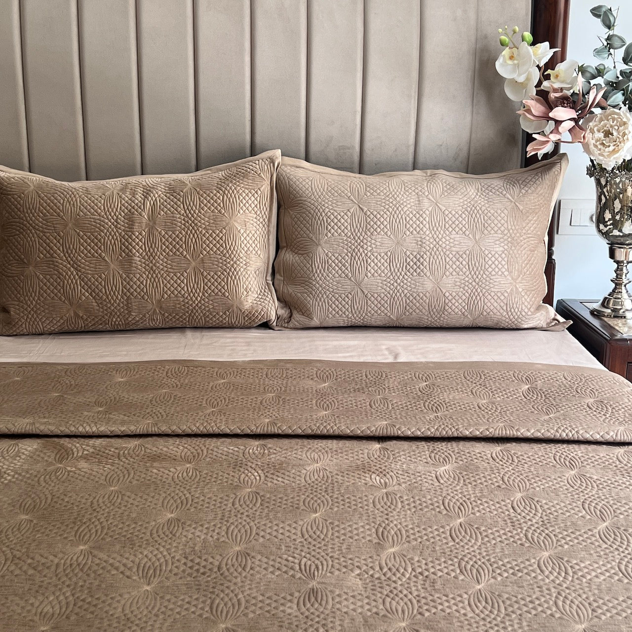 Lindo Champagne Gold Velvet Bedspread