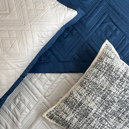 Cliff Navy/Ivory Cotton Rich Reversible Bedspread