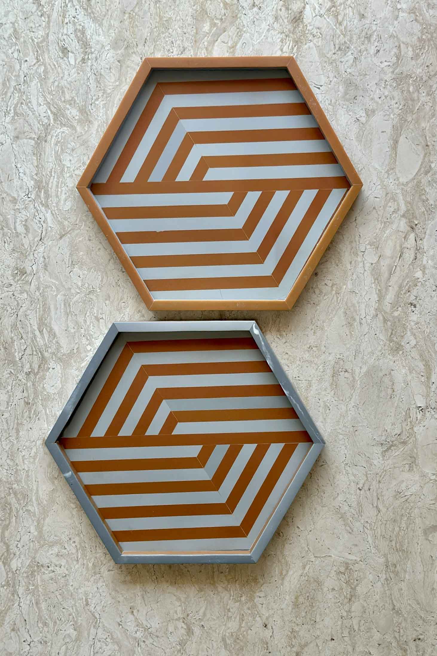 Hexagon Resin Tray - Grey
