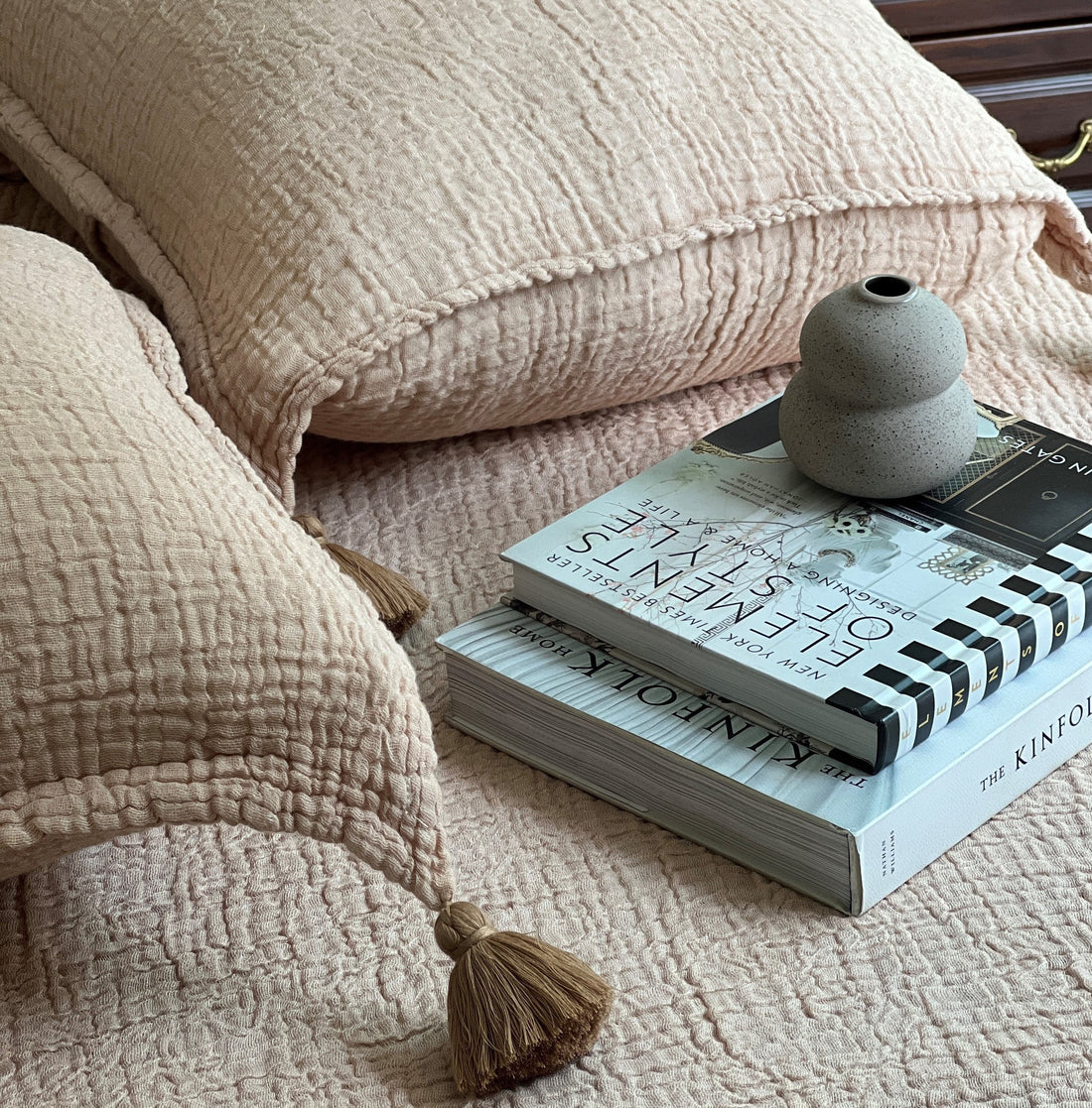 Meraki Peach Woven Bedspread Set