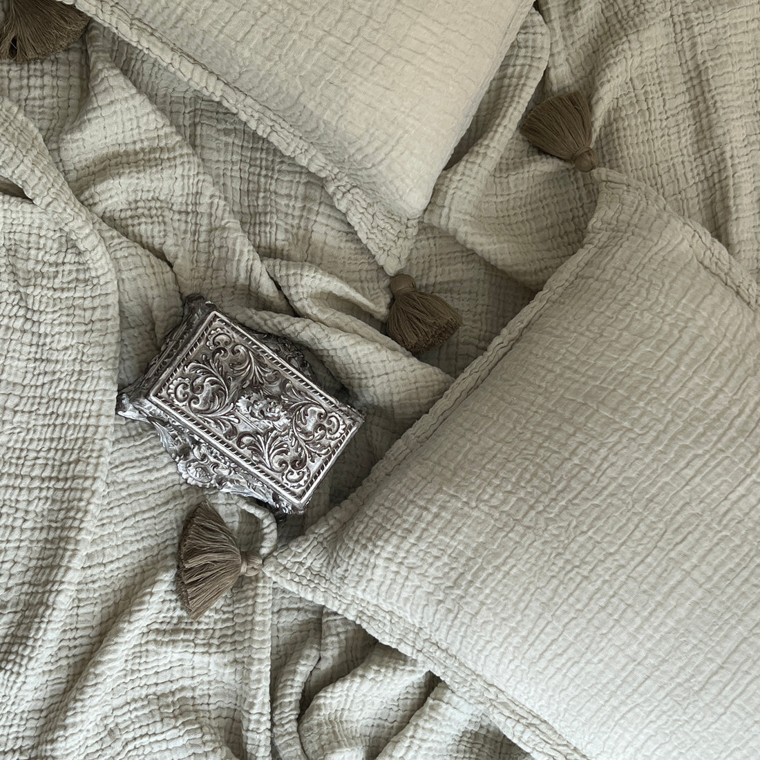 Meraki Sage Woven Bedspread Set