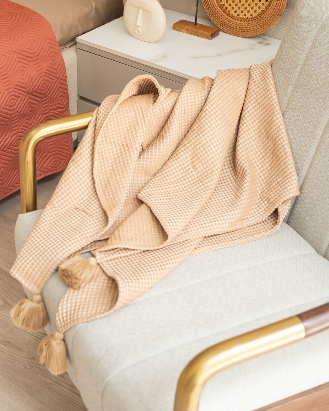 Oats Beige Honeycomb woven throw with tassels