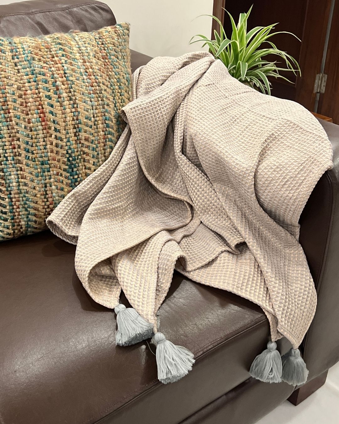 Slate Honeycomb woven throw with tassels