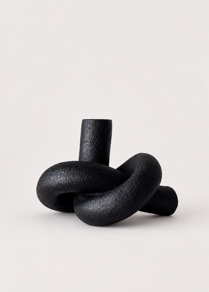 Arden Black Knot Accent