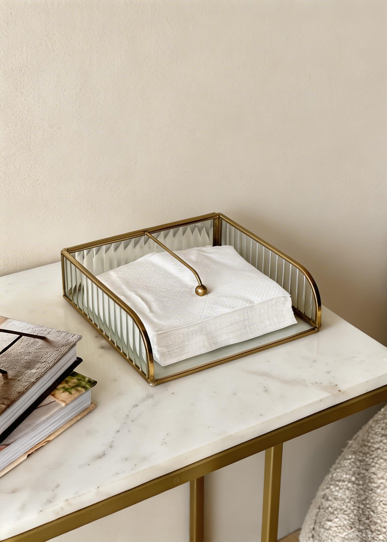 Milan Tissue Holder