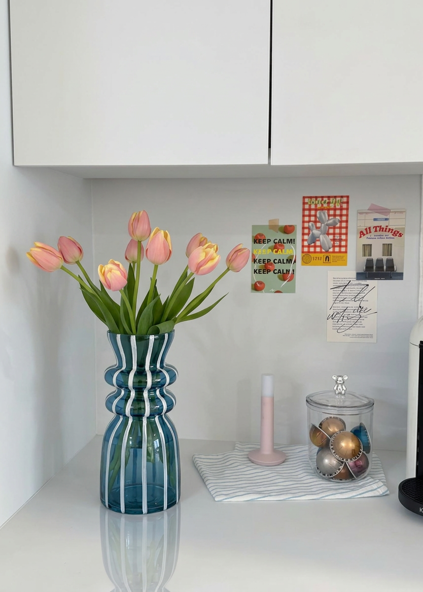 Bellora Strip Glass Vase – Large