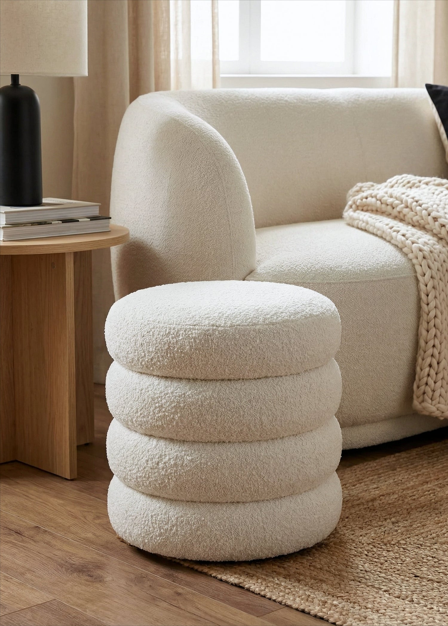 Vanilla Boucle Pouffe