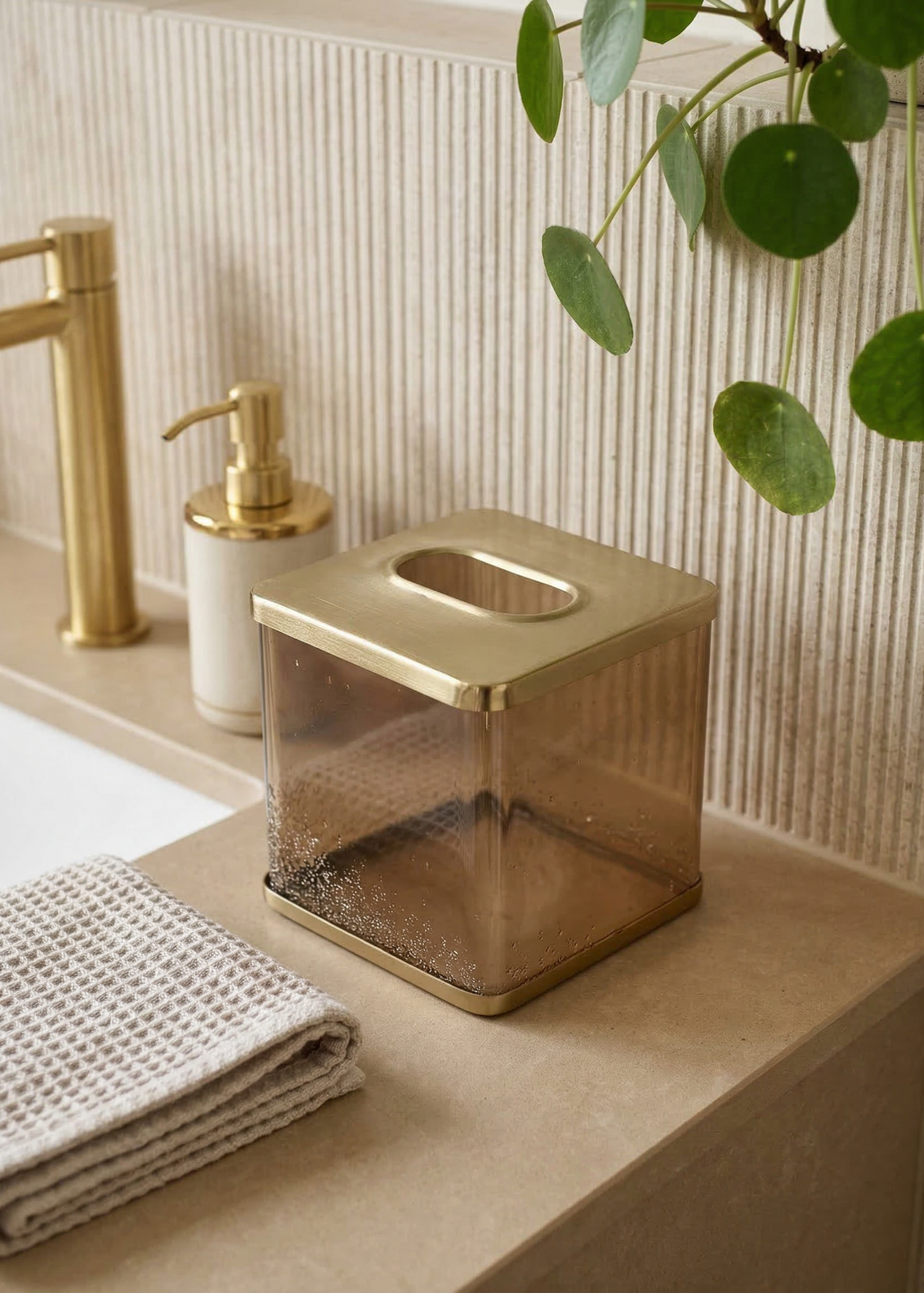 Imperium Gold Tissue Box