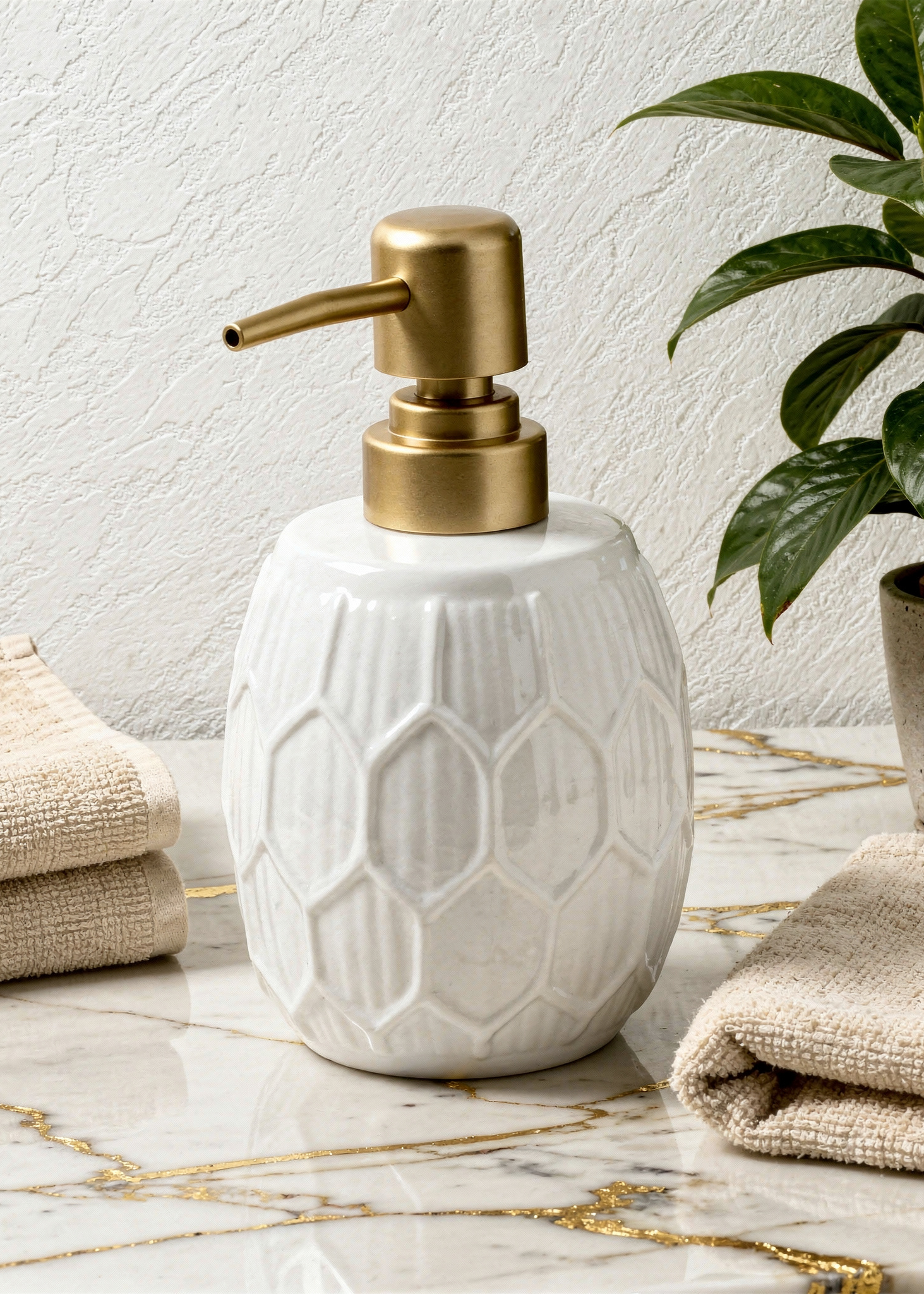 Luna Soap Dispenser White