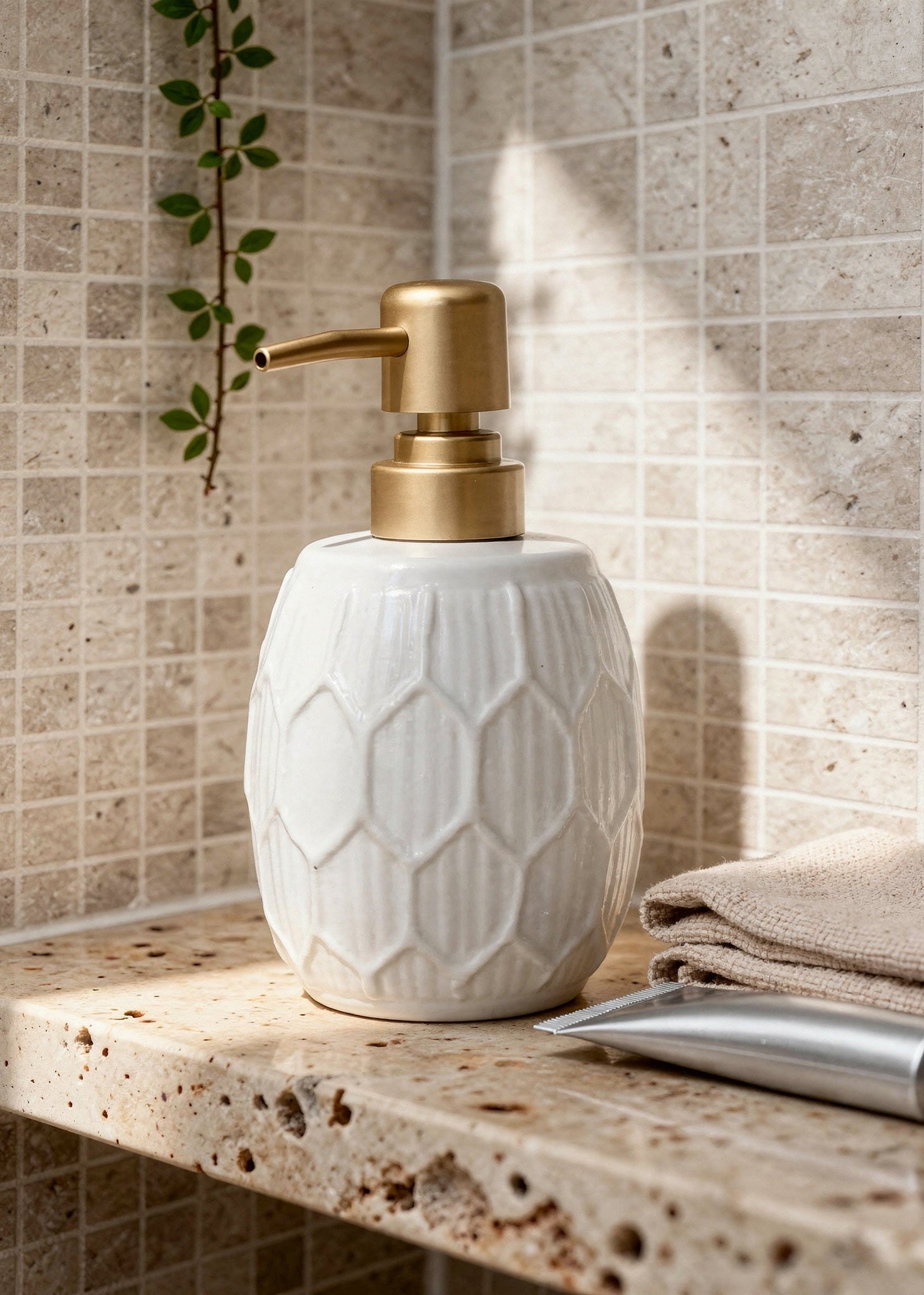 Luna Soap Dispenser White