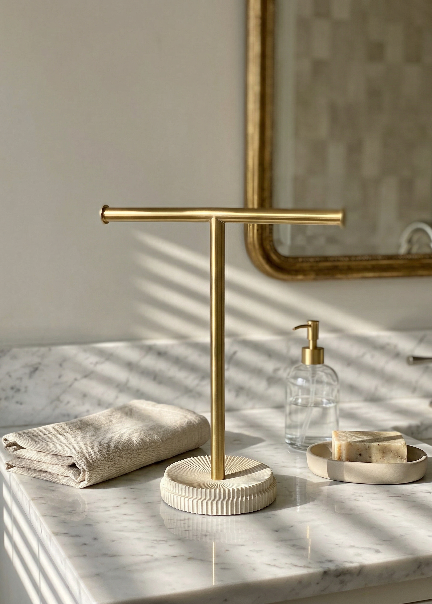 Linear Hand Towel Stand - Ivory