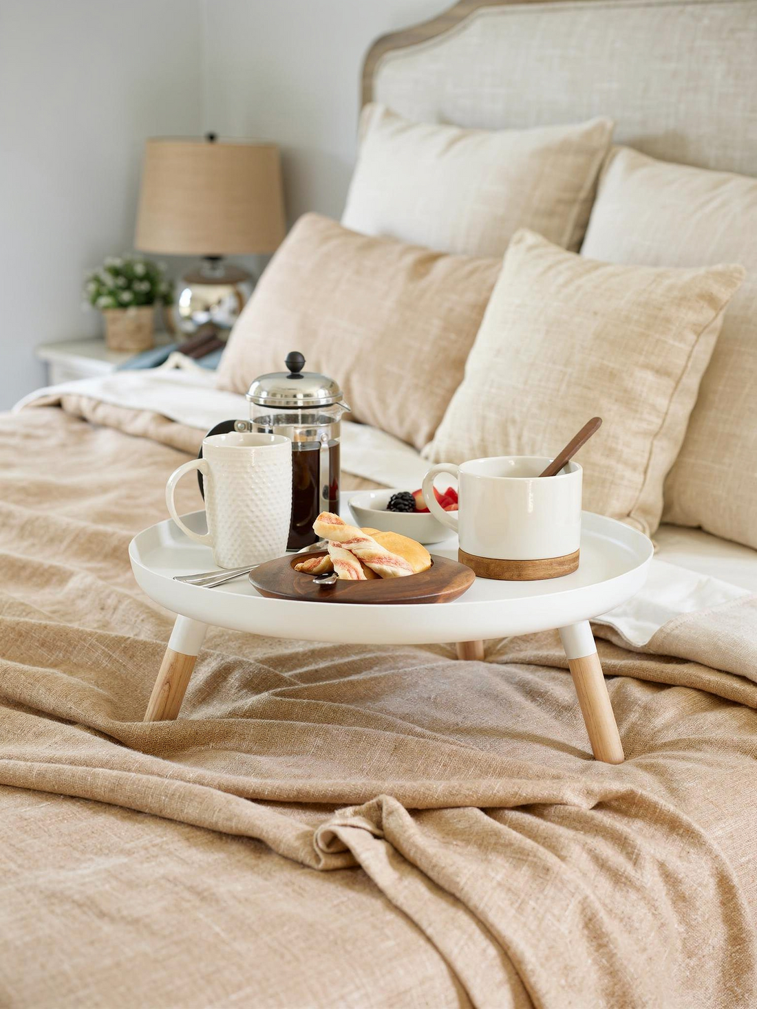 Countertop Pedestal Tray