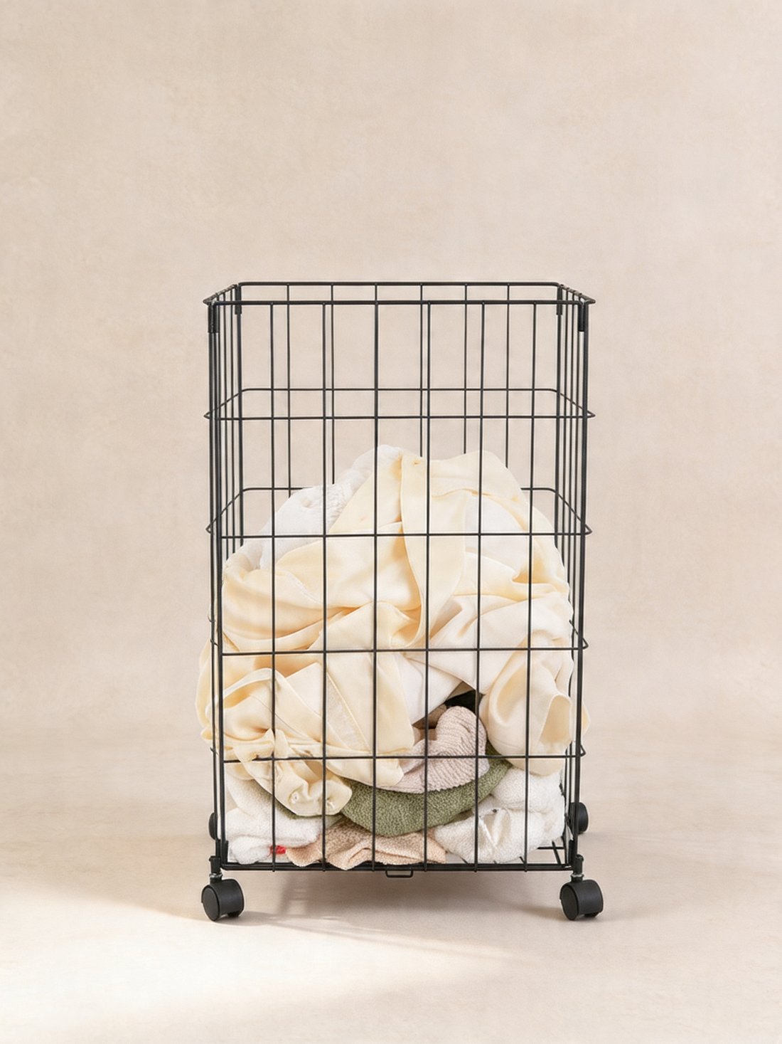 Foldable Laundry Basket: Black