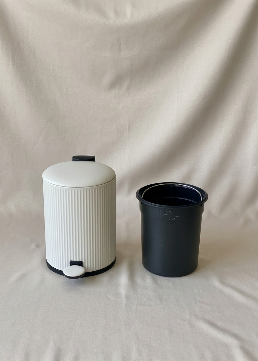 Trove Beige Matt Dustbin - 3L