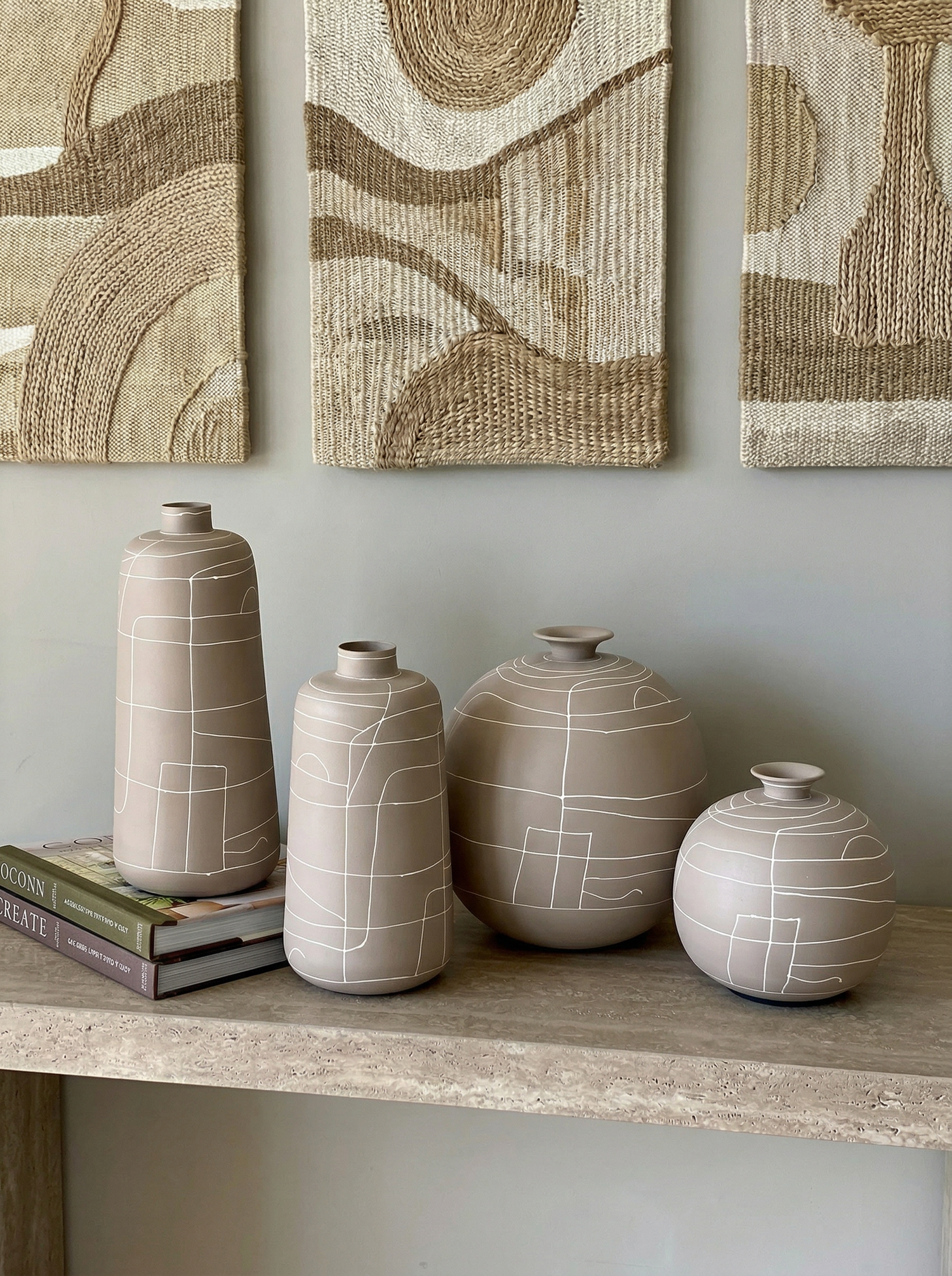 Dune Obsidian Vase - Beige (Large)