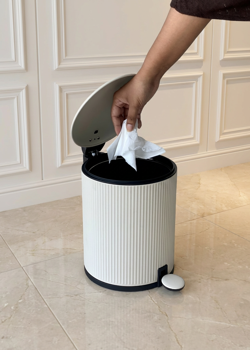 Trove Beige Matt Dustbin - 5L
