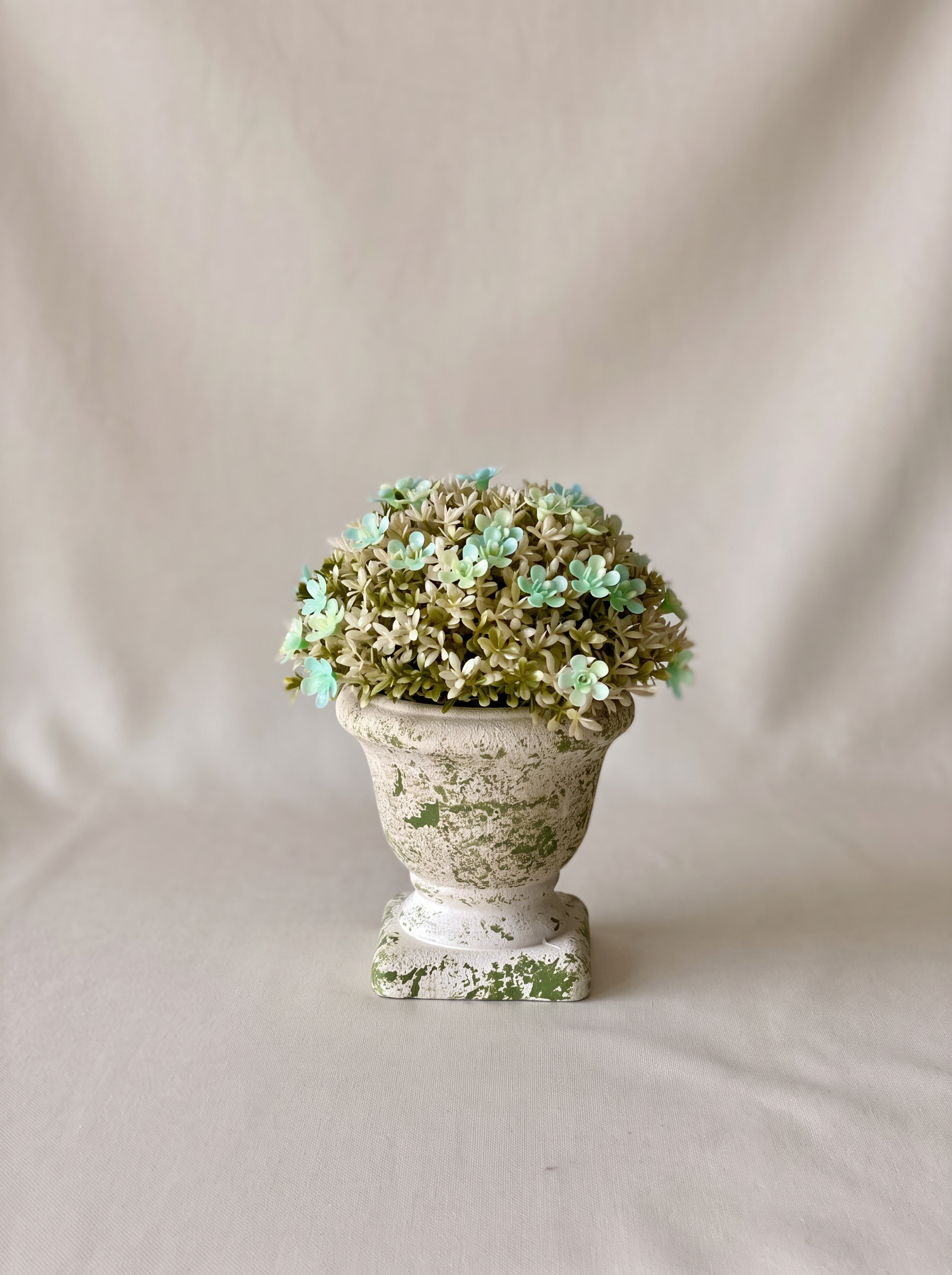 Artificial Fiora Mini Ball Plant – Mint Green