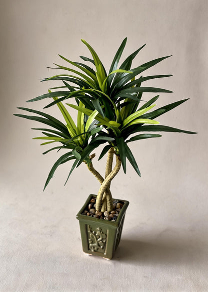 Artificial Green Yucca Plant - 1.4 Feet