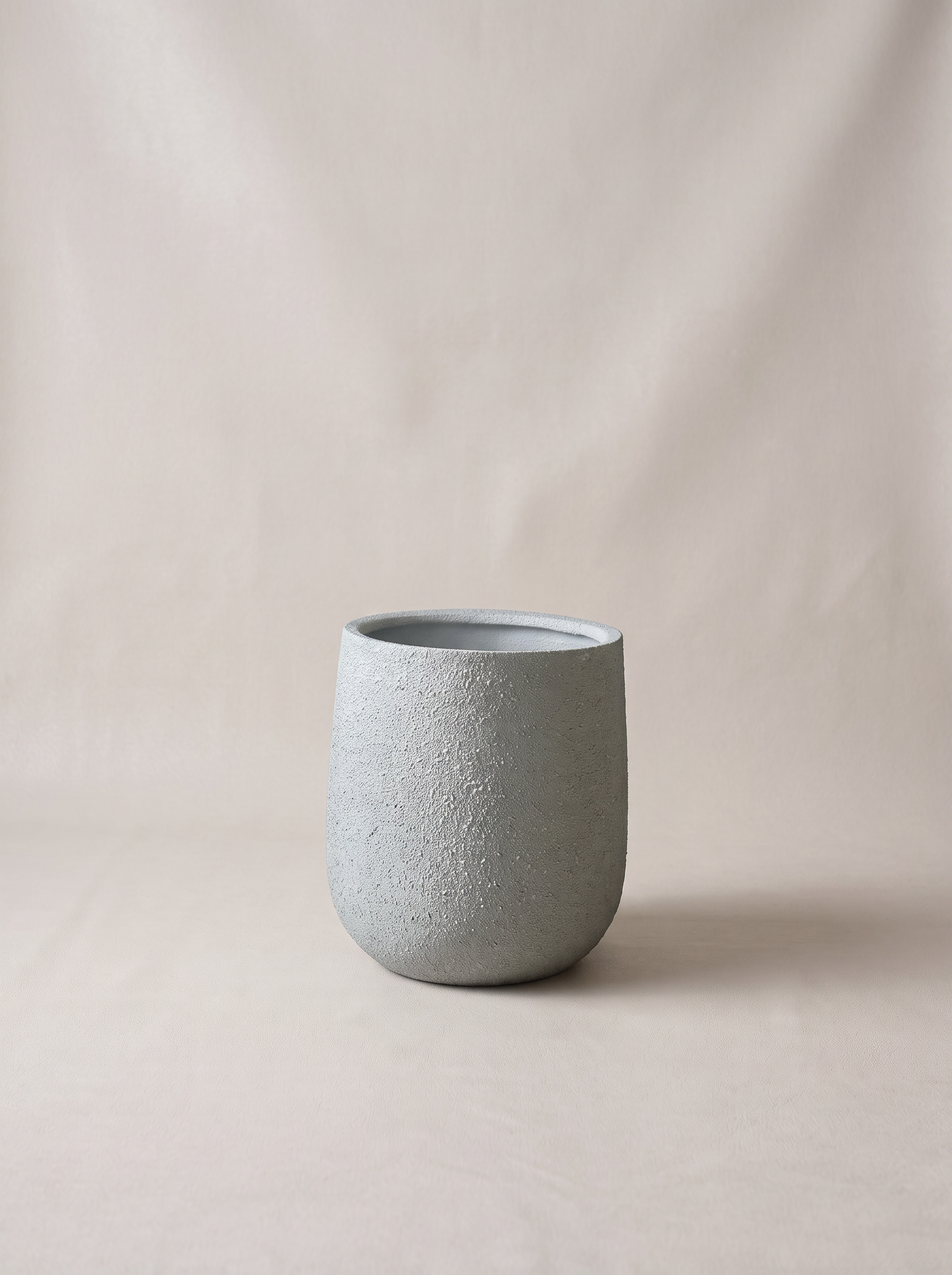 Noa Round Planters - Light Grey