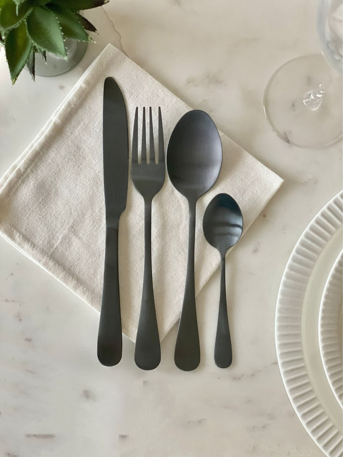 Black Cutlery Set - 24pcs