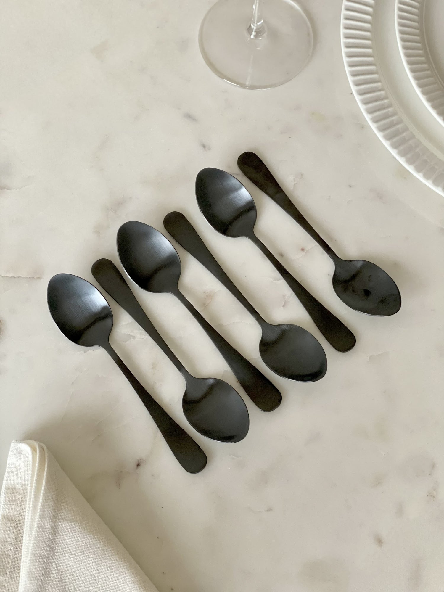 Black Cutlery Set - 24pcs