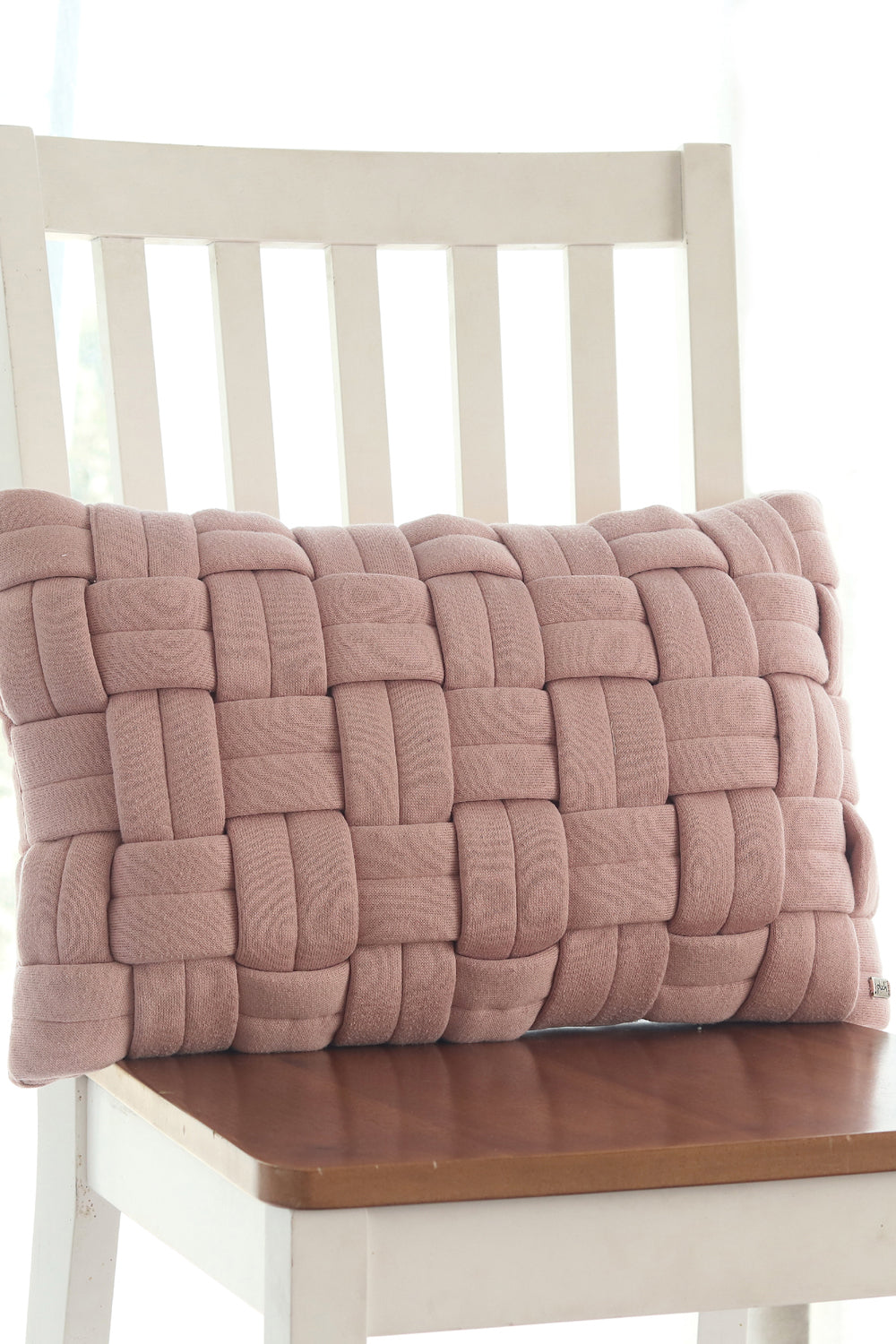 Basket Knitted Decorative Cushion cover (Cameo Pink)