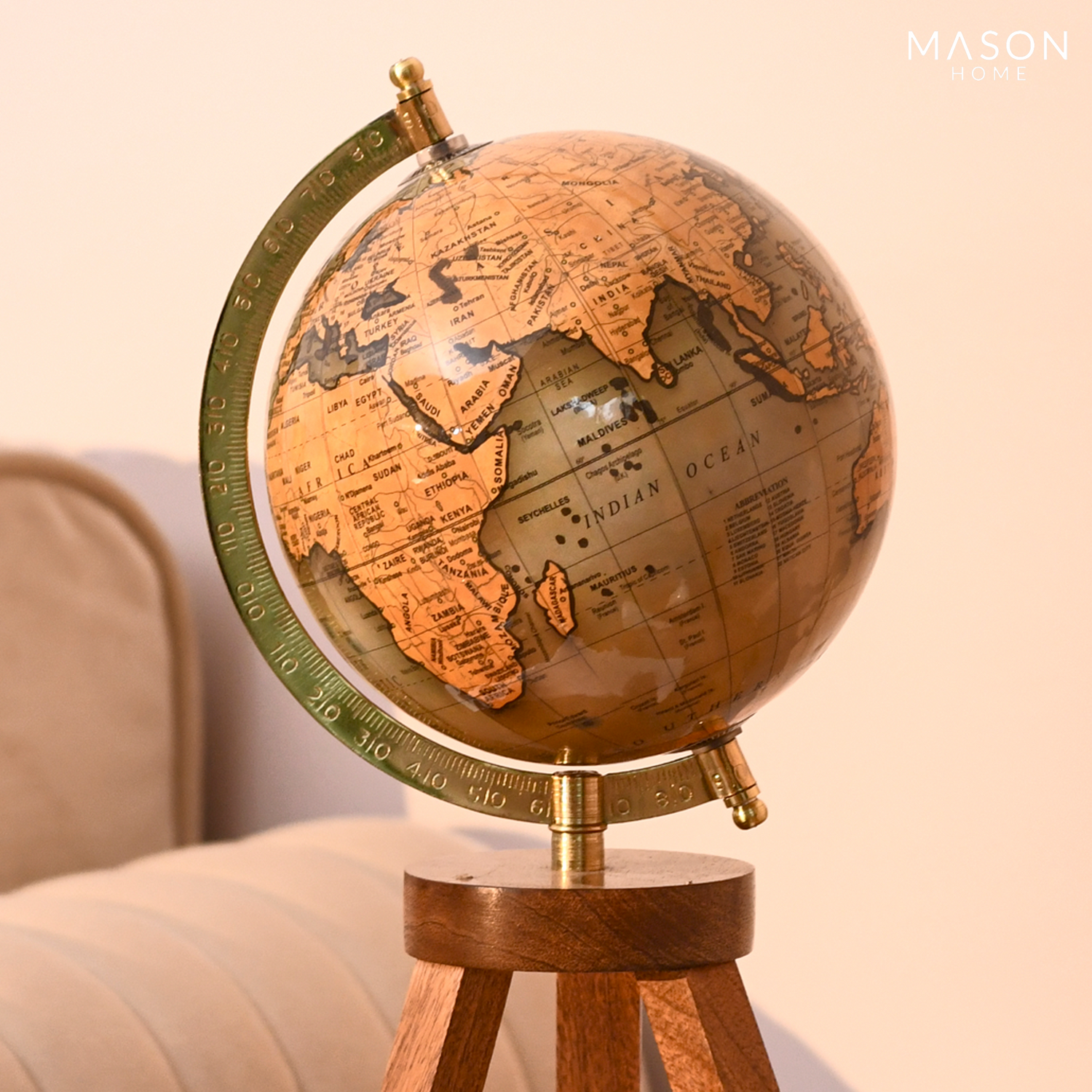 Tripod Globe