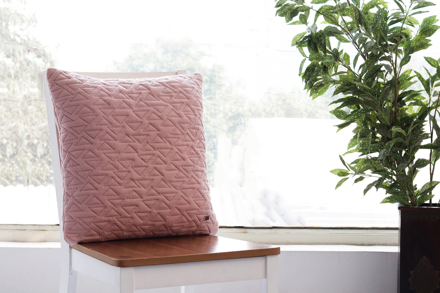 Totit - Cotton Knitted Cushion Cover (Cameo Pink Color)