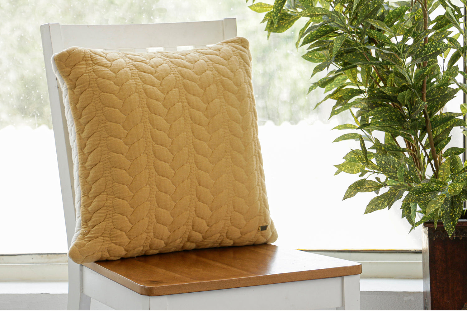 Leaf - Cotton Knitted Decorative Cushion Cover