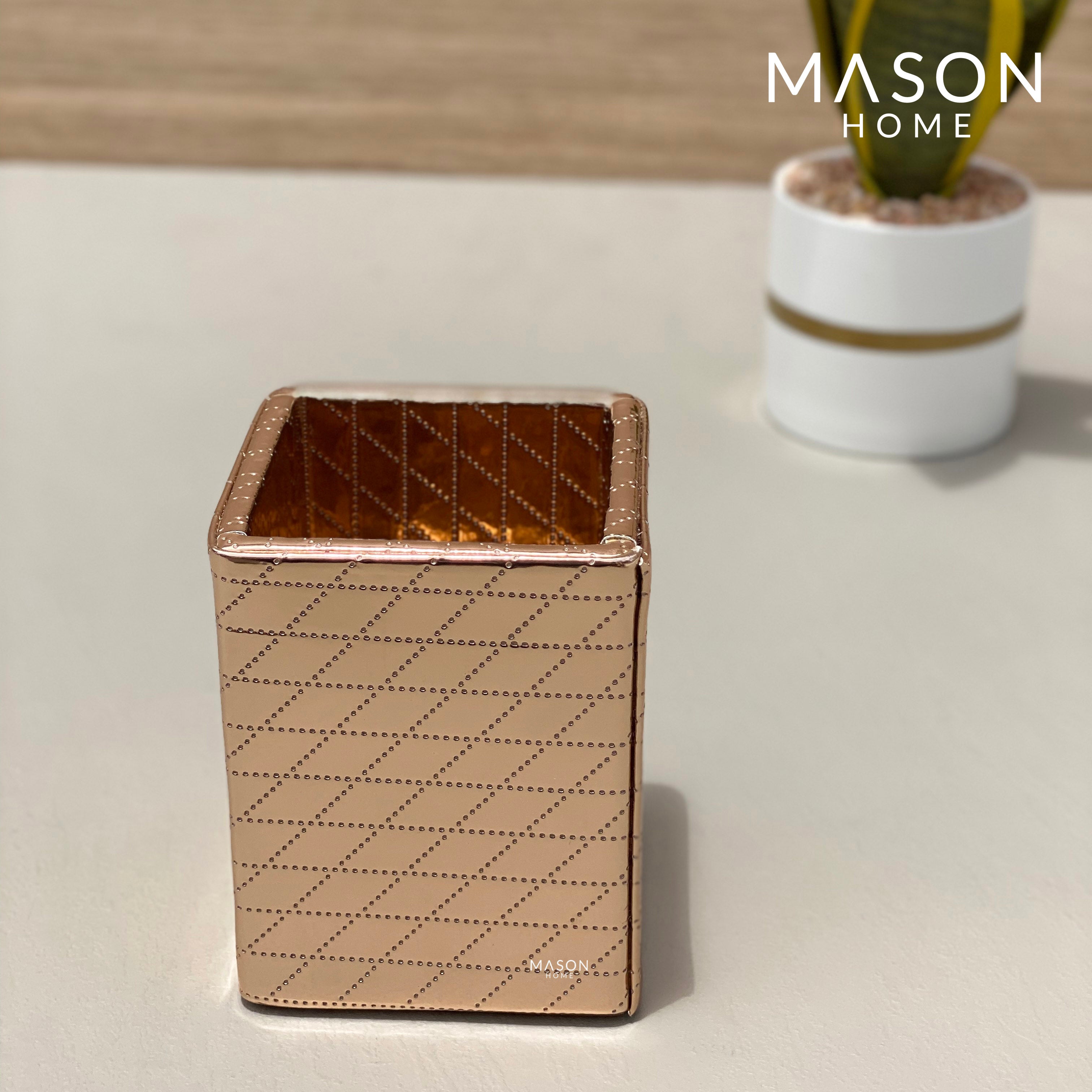 GROOMING STAND - Mason Home by Amarsons - Lifestyle &amp; Decor