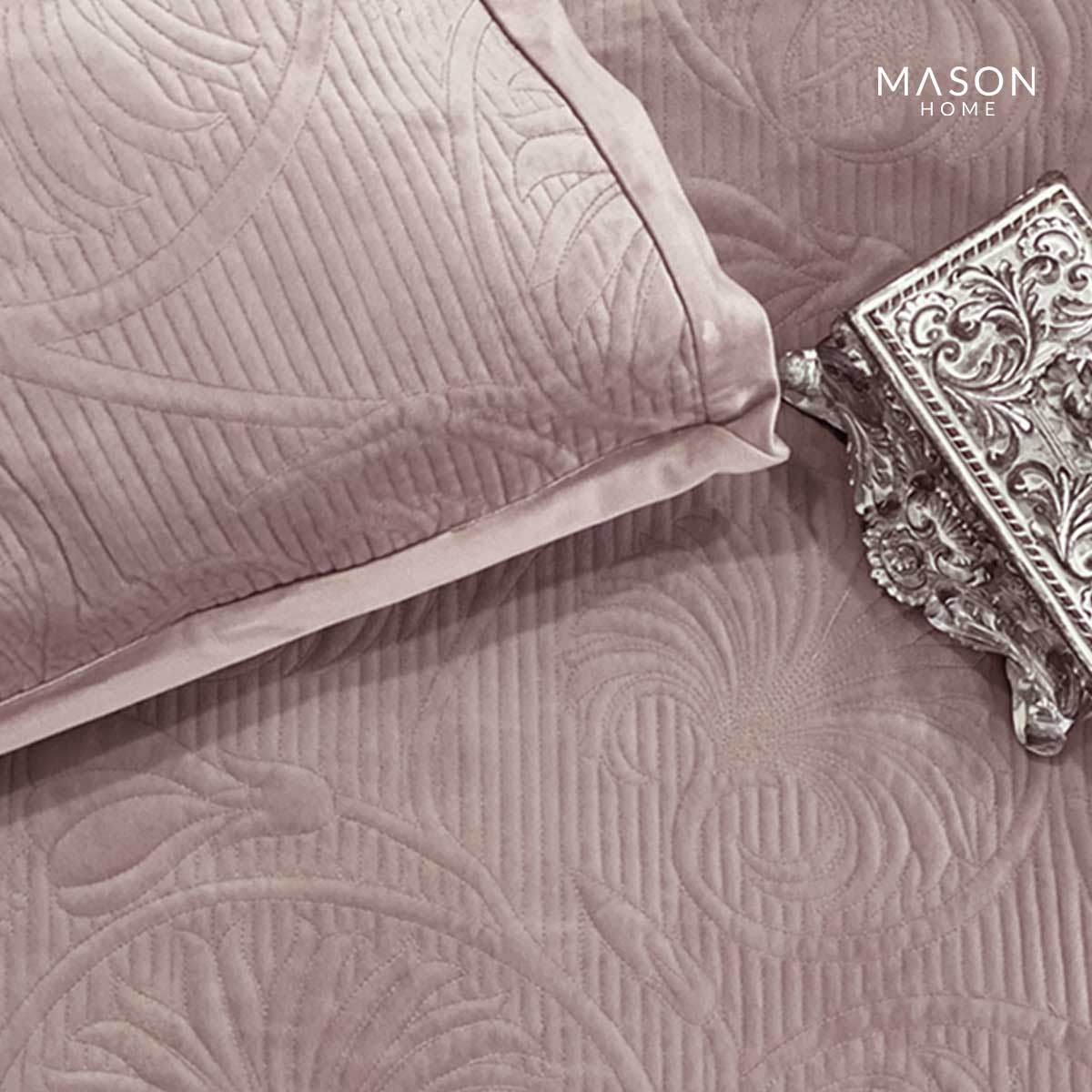 Marina Onion Pink Bedspread