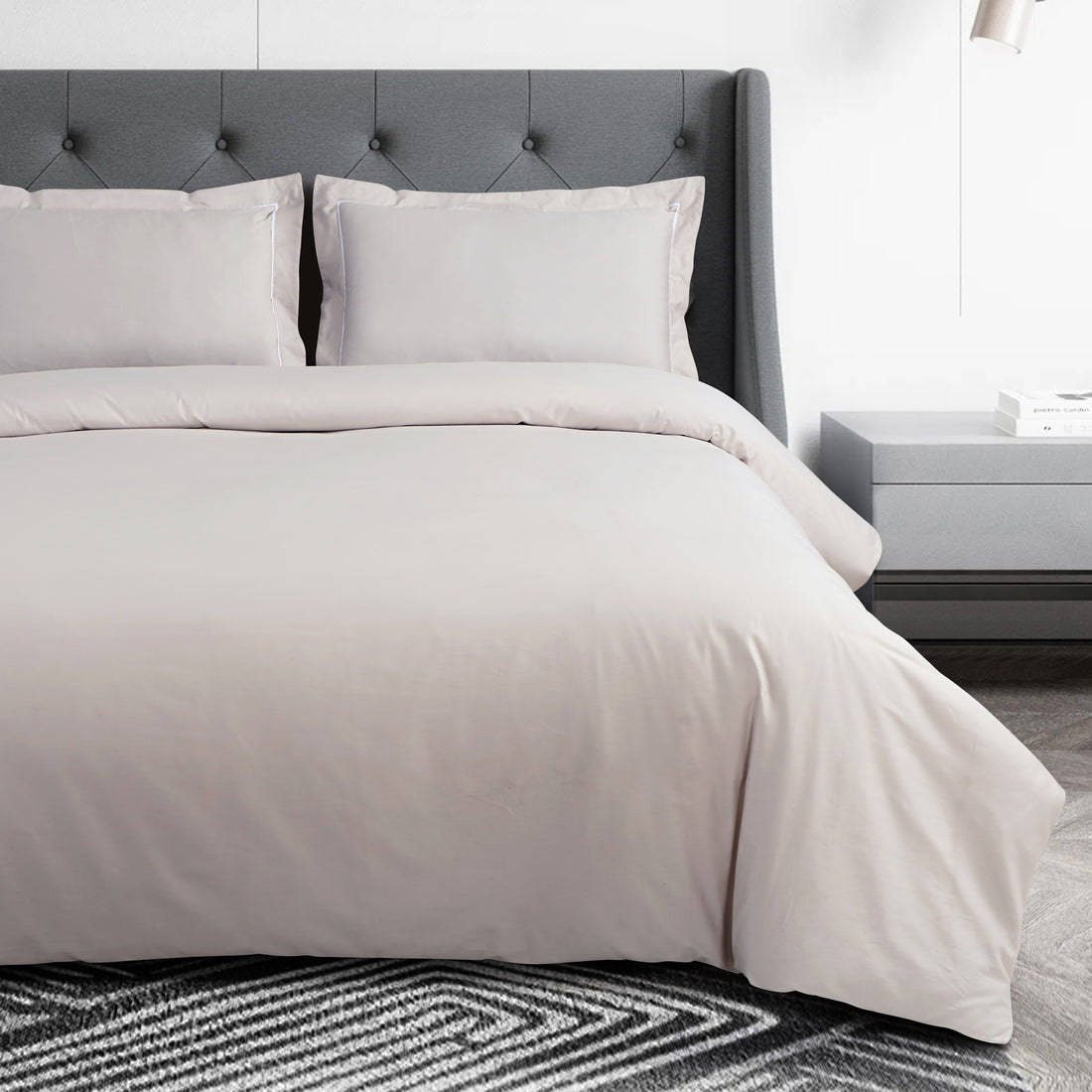 Vibrant Solid Light Cream Bedsheet