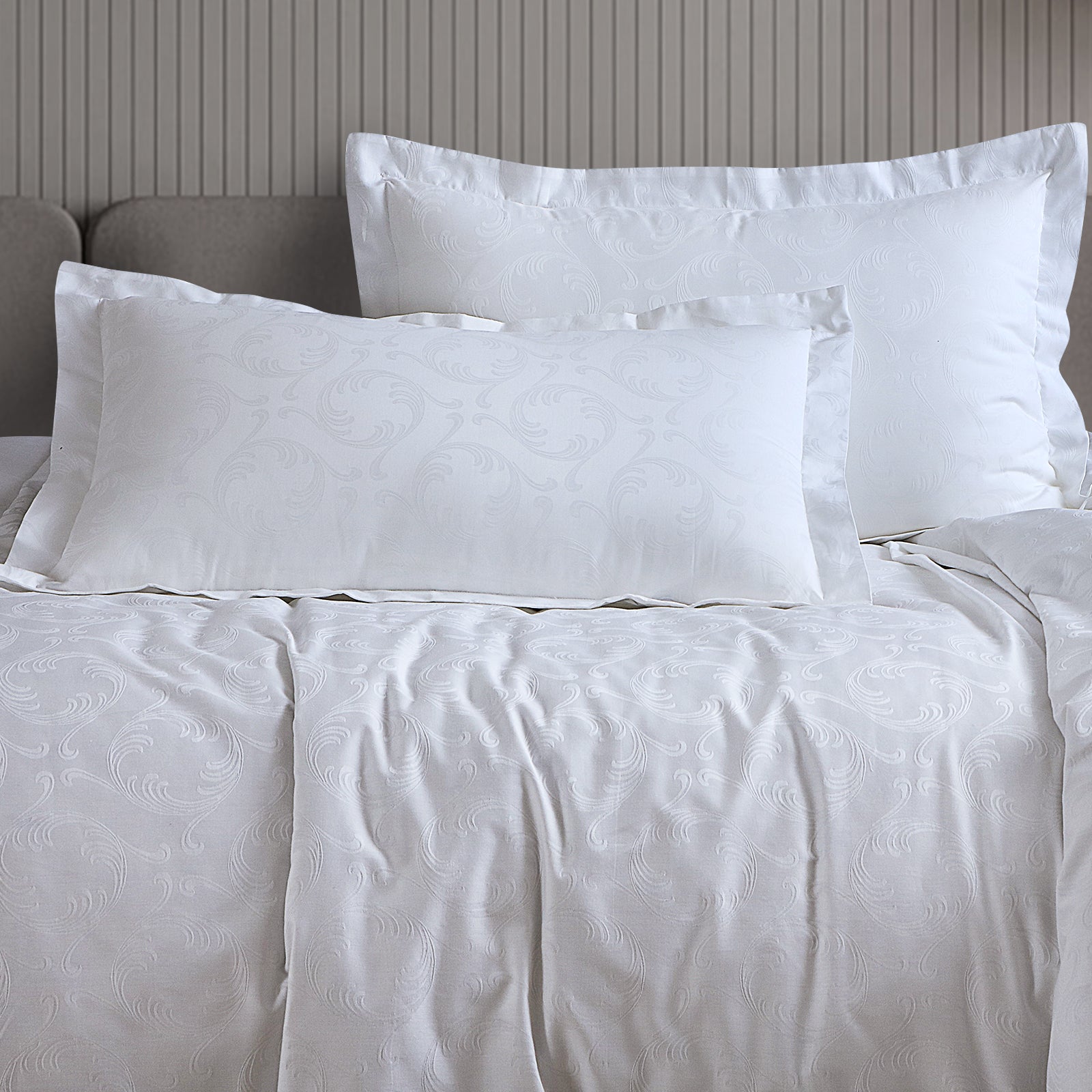 White Jacquard Abstract Bedsheet