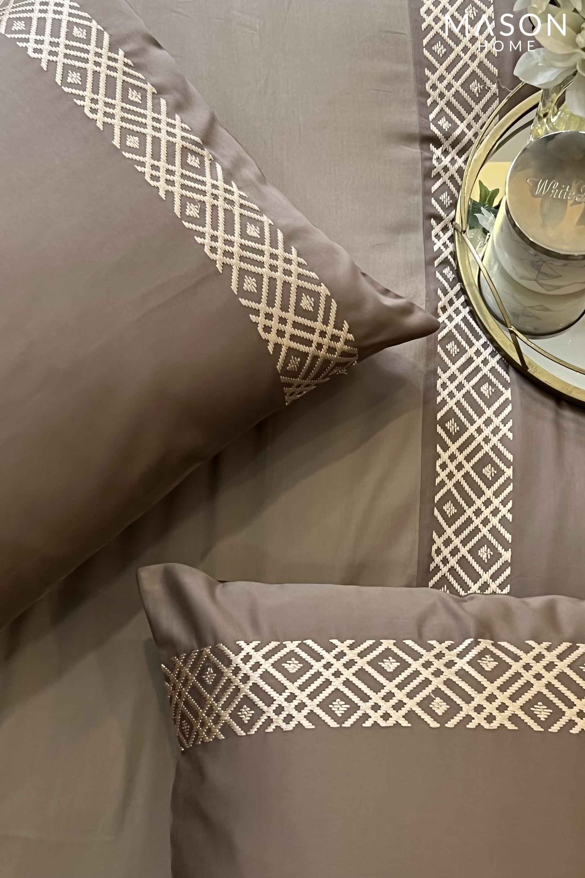 Classic Mocha Taupe Dreams Duvet Cover Set With Bedsheet