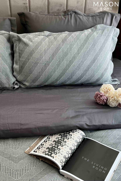 Pointed Twill Grey Woven Duvet Cover Set With Bedsheet