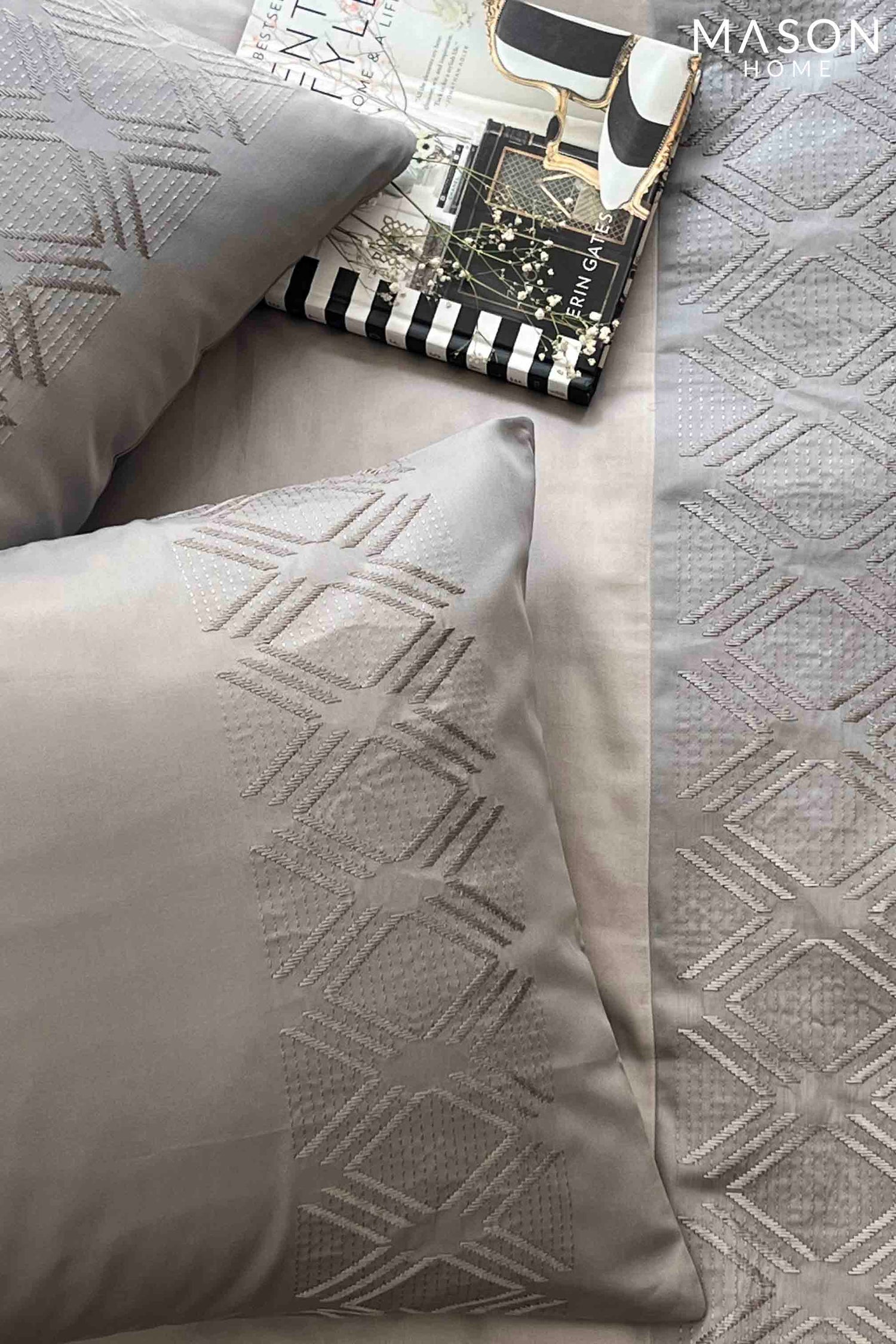 Vintage Slate Silver Dreams Duvet Cover Set With Bedsheet