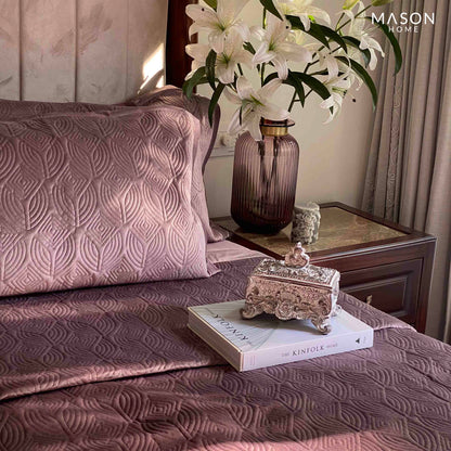Dolce Lilac Velvet Bedspread