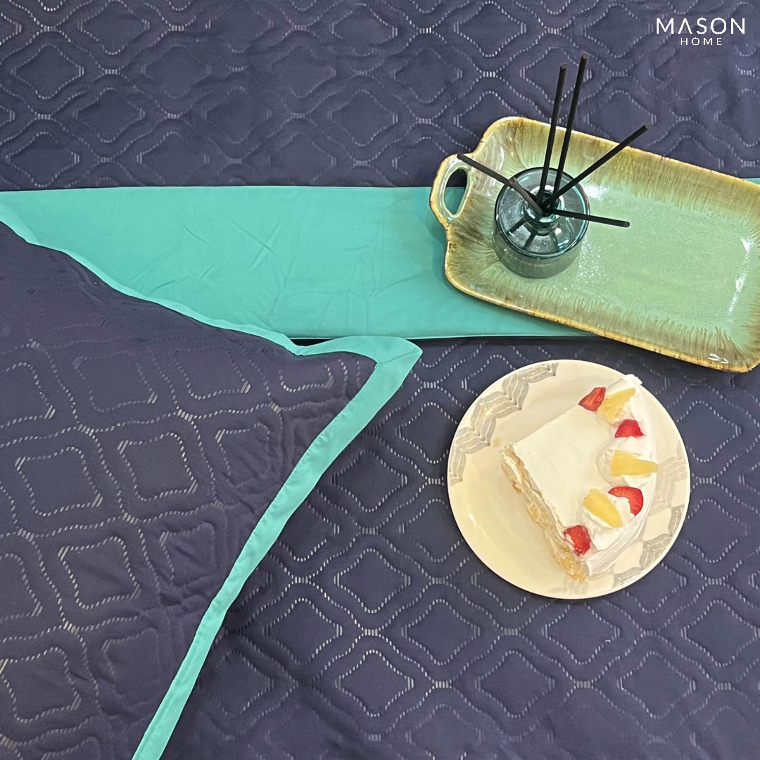 QUILTED NAVY TURQUOISE BEDSPREAD